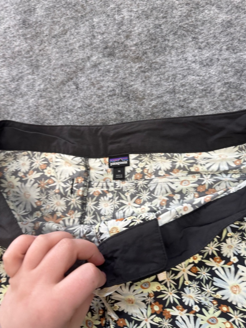 Patagonia Floral Hippie Boho Swim Board Shorts Beach Vacation size 14 - Picture 2 of 3
